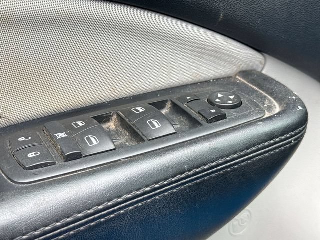 Used 2015 Dodge Dart SXT FWD image 9