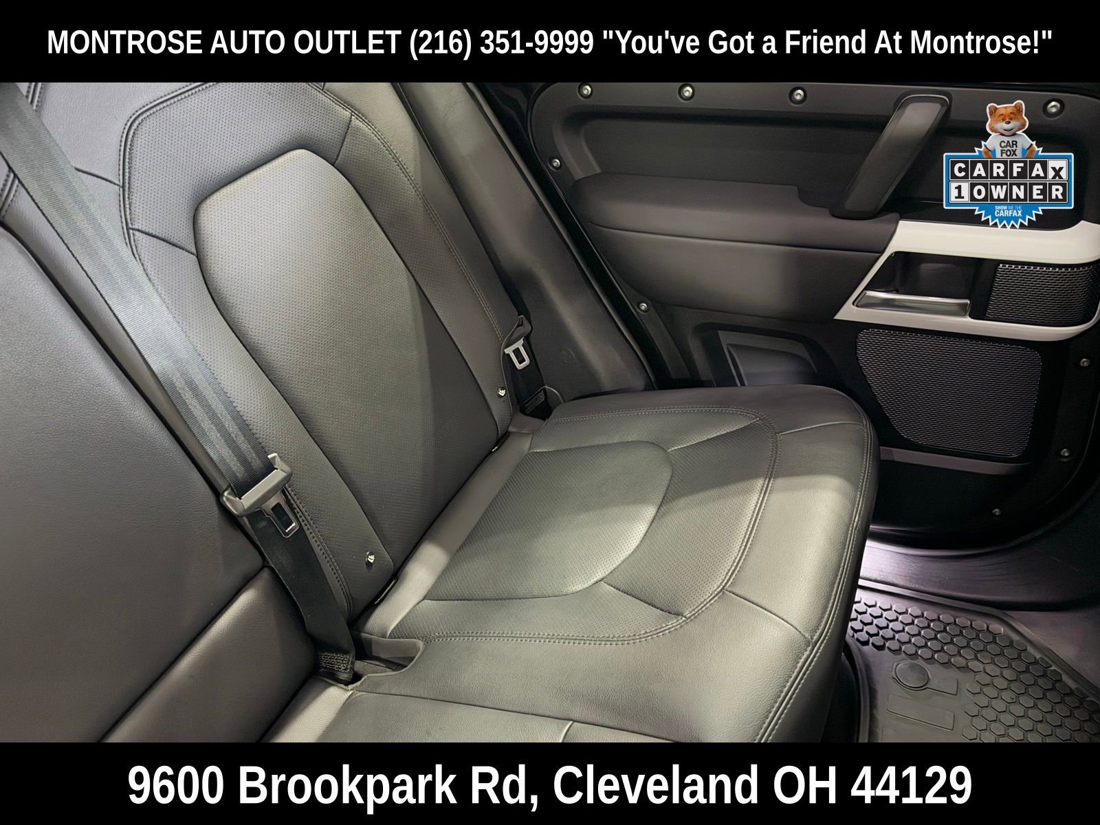 Used 2024 Land Rover Defender 110 S image 31