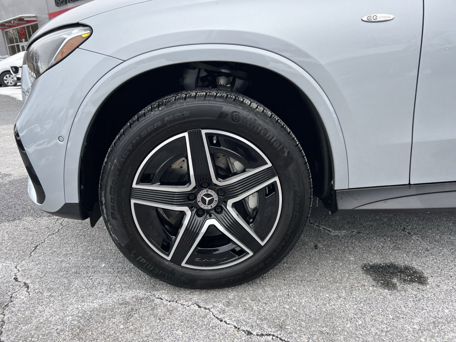 Used 2025 Mercedes-Benz GLC 350e 4MATIC image 12