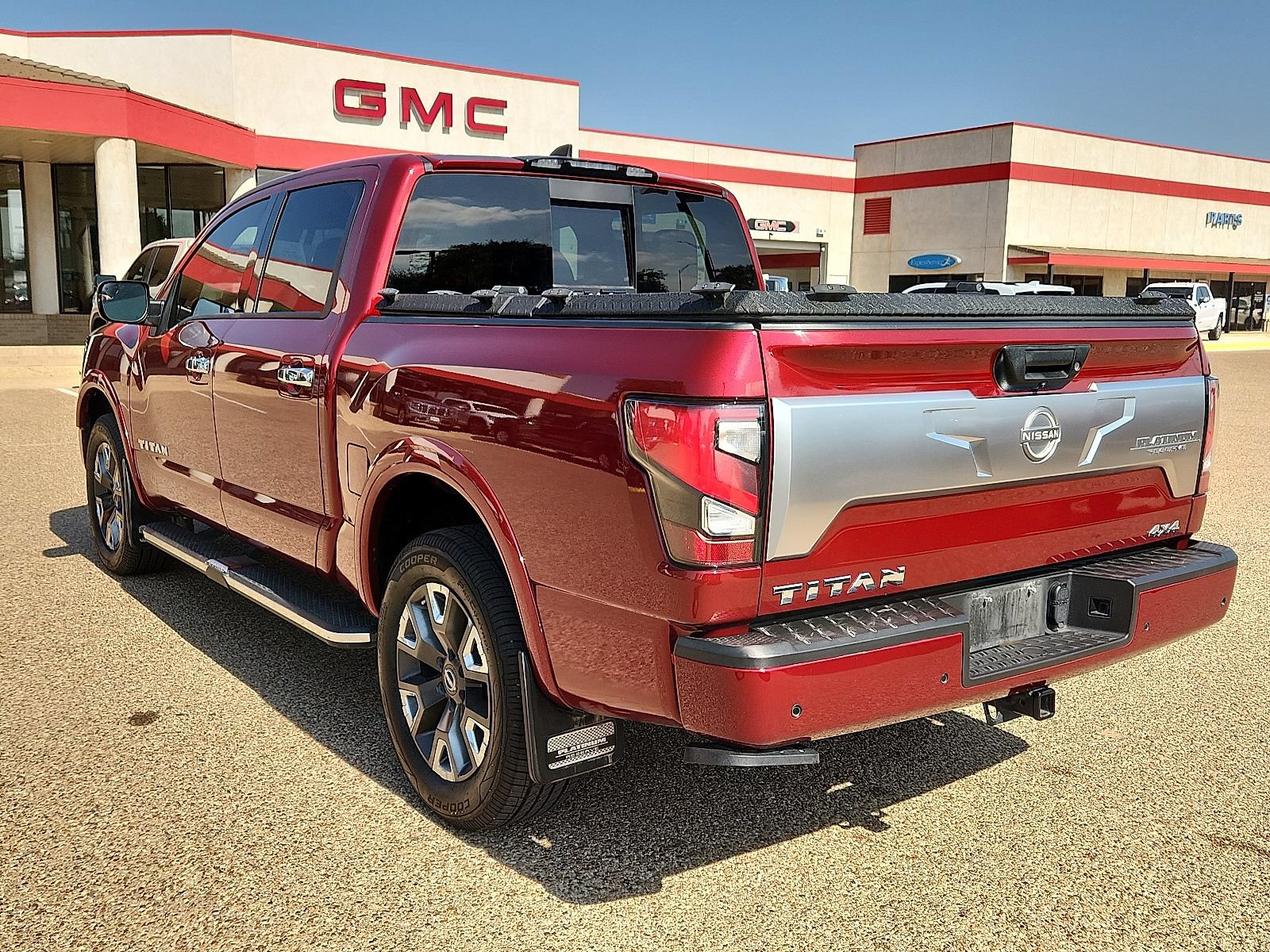Used 2023 Nissan Titan Platinum Reserve w/ Moonroof Package AWD/4WD image 3
