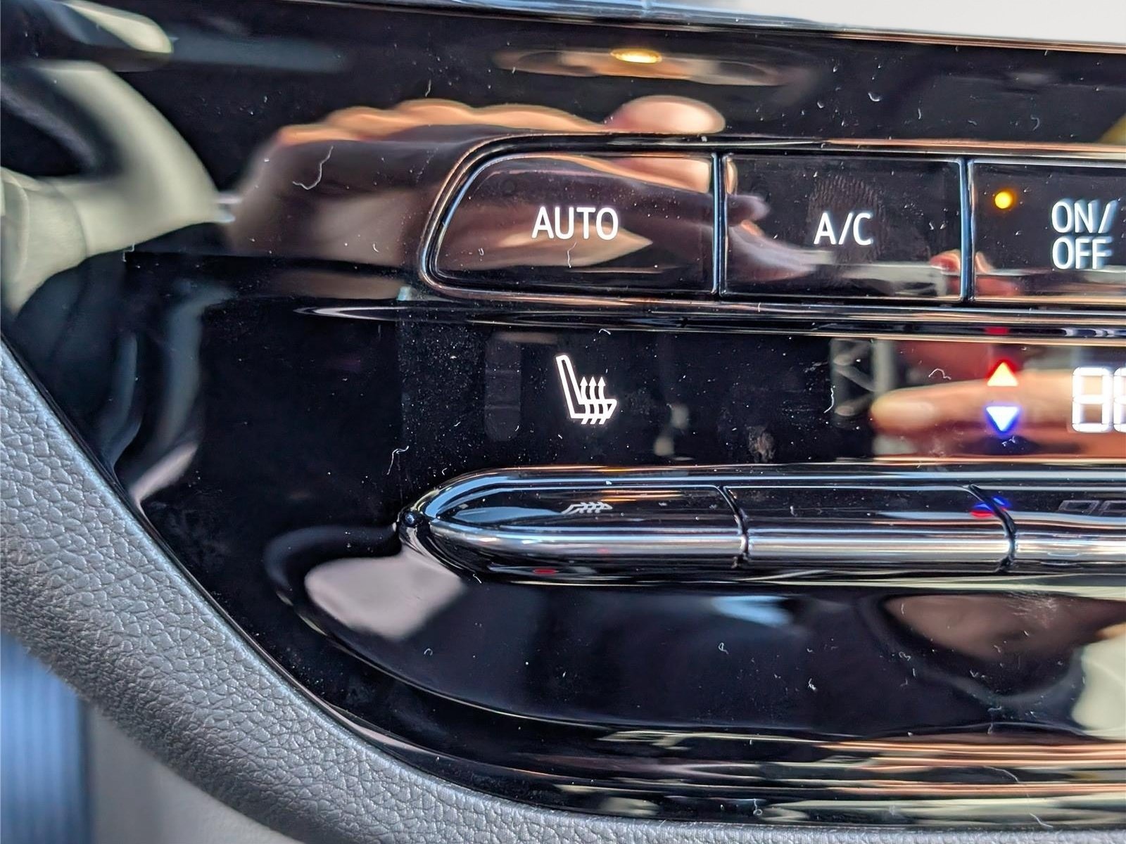 New 2026 Buick Envista Sport Touring FWD image 23
