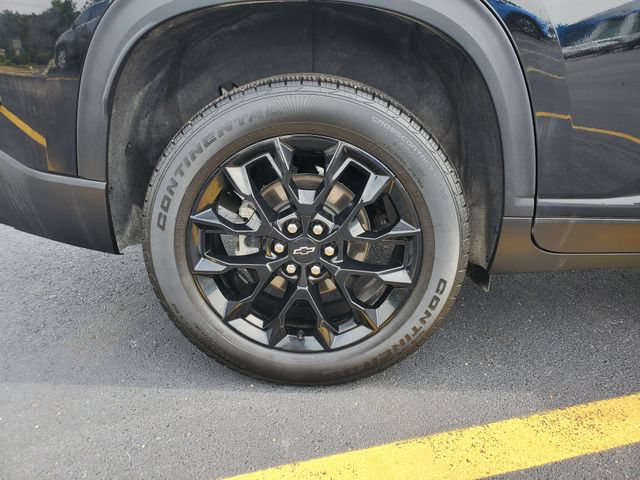 Certified 2024 Chevrolet Traverse LT w/ Midnight/Sport Edition FWD image 9