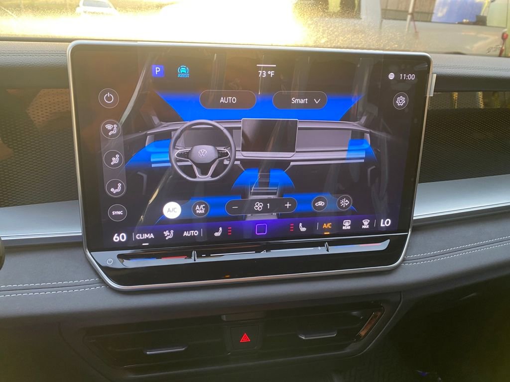 New 2026 Volkswagen Tiguan SE R-Line FWD image 34