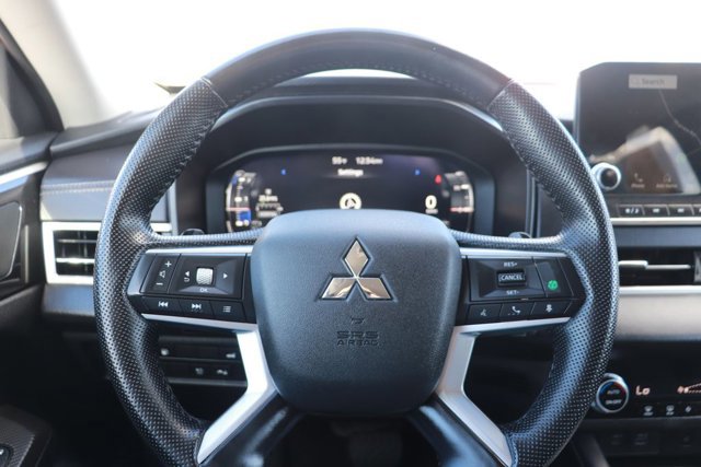 Used 2024 Mitsubishi Outlander 4WD Plug-In Hybrid image 22