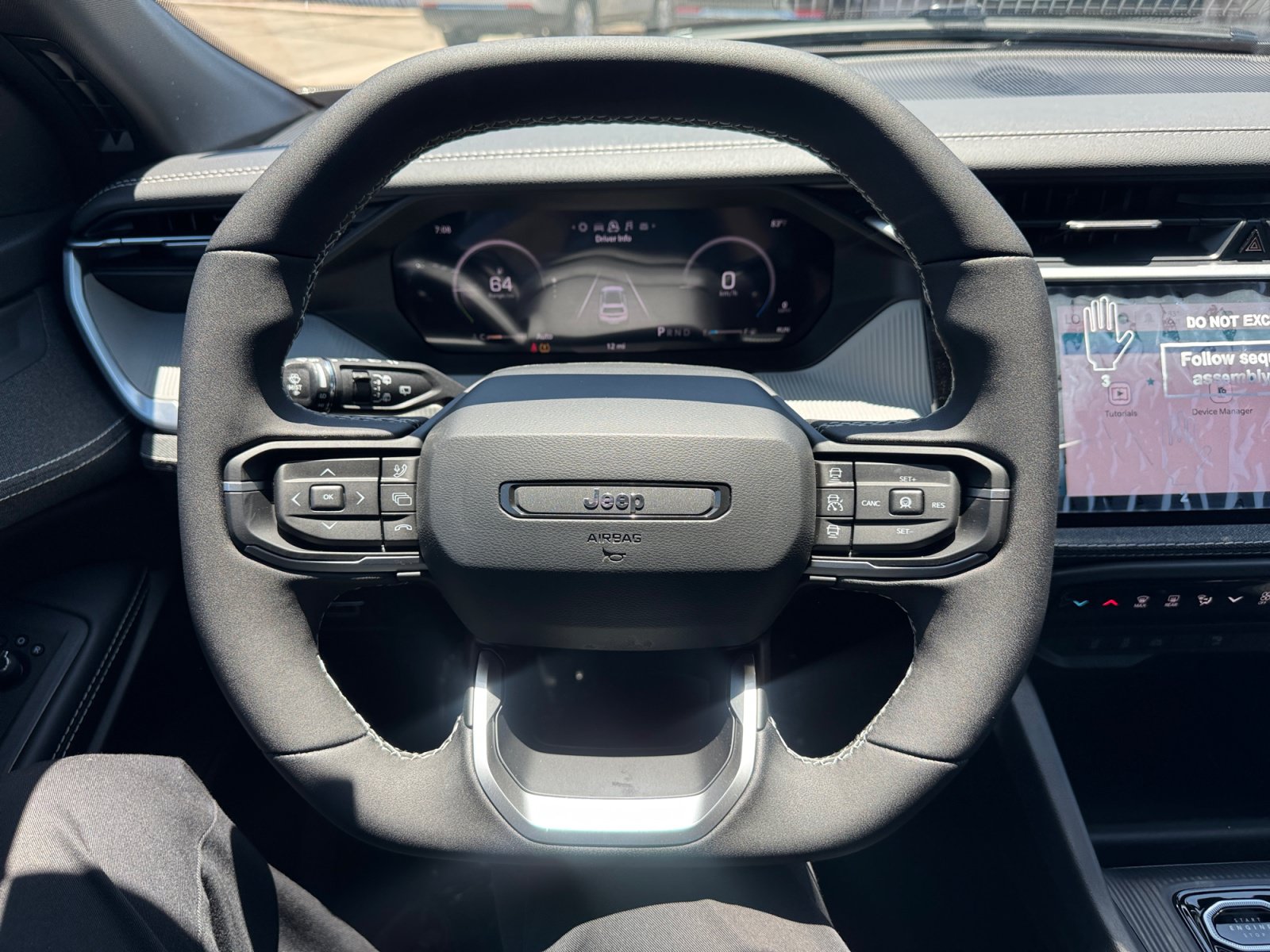 New 2026 Jeep Cherokee Laredo AWD/4WD image 9