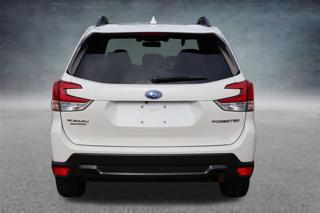 Used 2020 Subaru Forester Premium AWD/4WD image 19