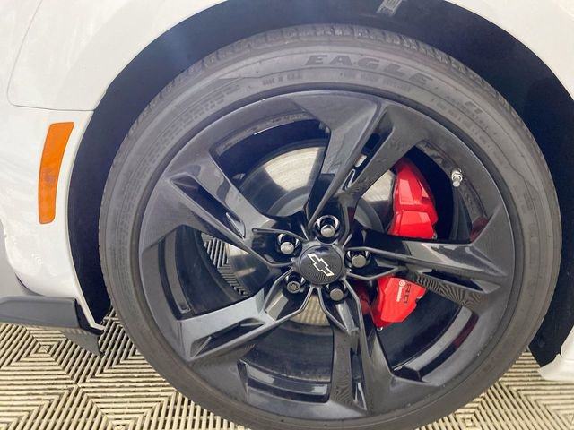 Used 2023 Chevrolet Camaro LT image 22