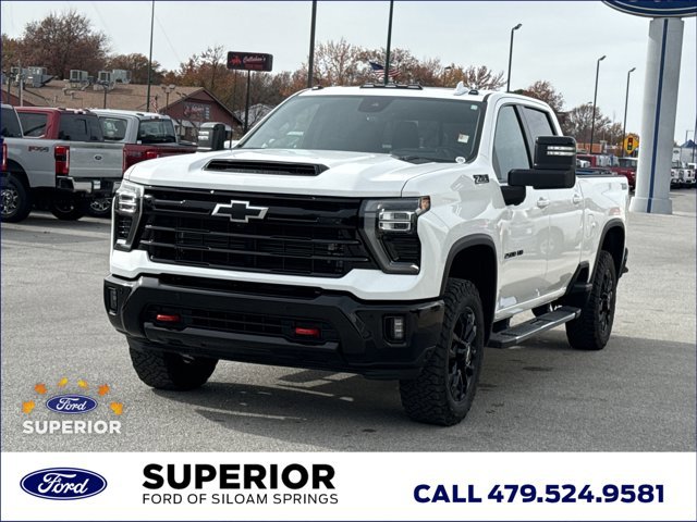 Used 2025 Chevrolet Silverado 2500 LTZ w/ LTZ Plus Package image 14