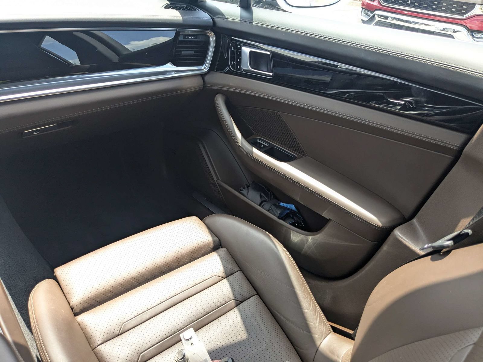 Used 2017 Porsche Panamera 4S AWD/4WD image 17