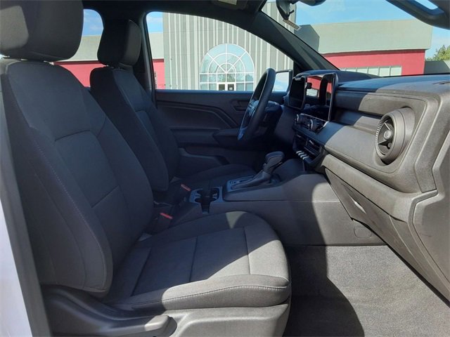 Used 2023 Chevrolet Colorado W/T w/ Safety Package image 28