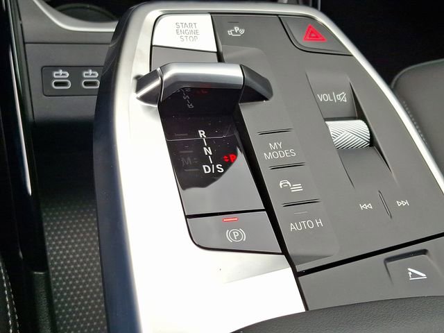 Certified 2025 BMW X1 M35i w/ Shadowloine Package image 16