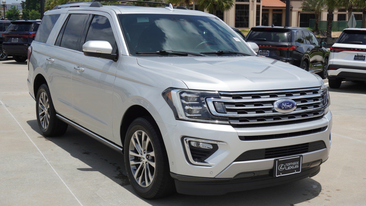 Used 2018 Ford Expedition Limited w/ Equipment Group 301A RWD image 3