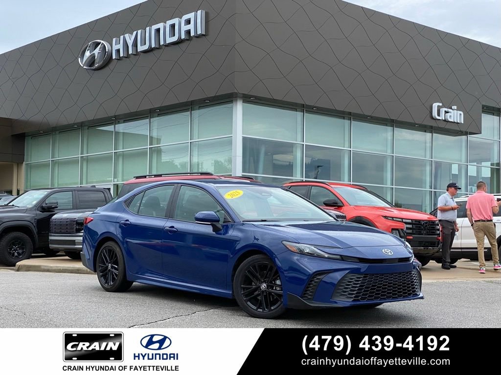 Used 2025 Toyota Camry SE