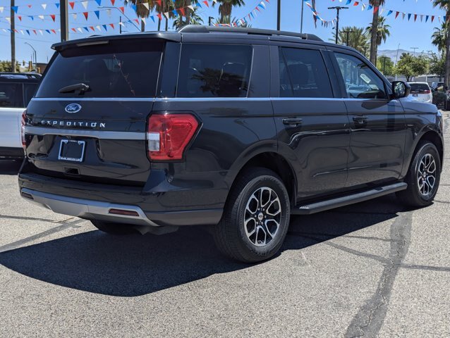 Certified 2024 Ford Expedition XLT RWD image 2