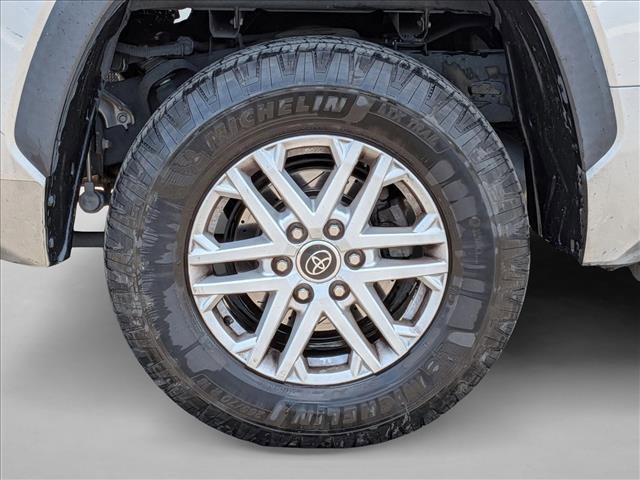 Used 2022 Toyota Tundra SR5 w/ Convenience Package RWD image 6