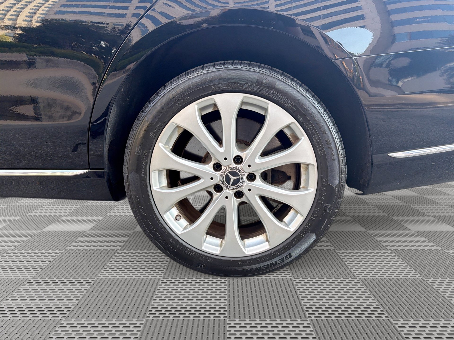 Used 2019 Mercedes-Benz E 450 4MATIC Sedan image 29
