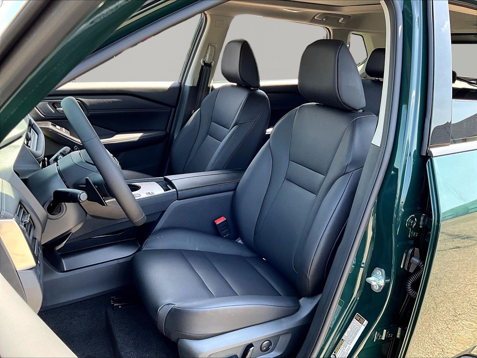 New 2026 Nissan Rogue Dark Armor AWD/4WD image 17