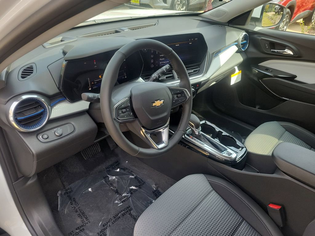 New 2026 Chevrolet Trax LT w/ Driver Confidence Package image 17