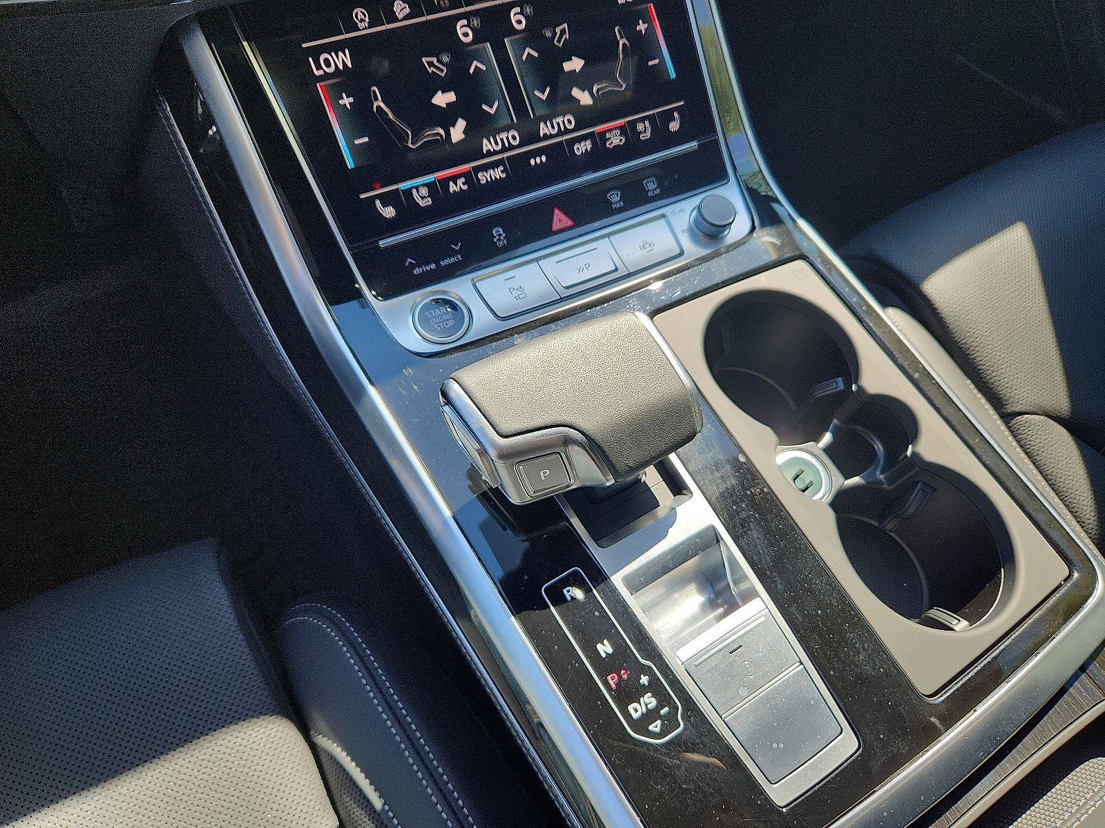 Used 2025 Audi Q7 3.0T Prestige w/ Prestige Package image 15