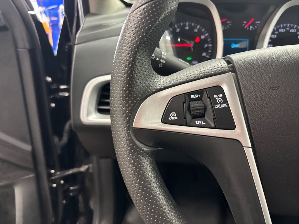 Used 2017 Chevrolet Equinox LT image 26