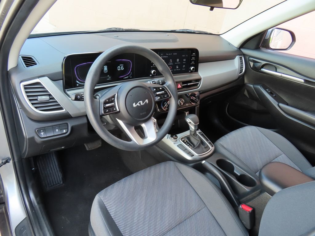 Certified 2026 Kia Seltos LX AWD/4WD image 21