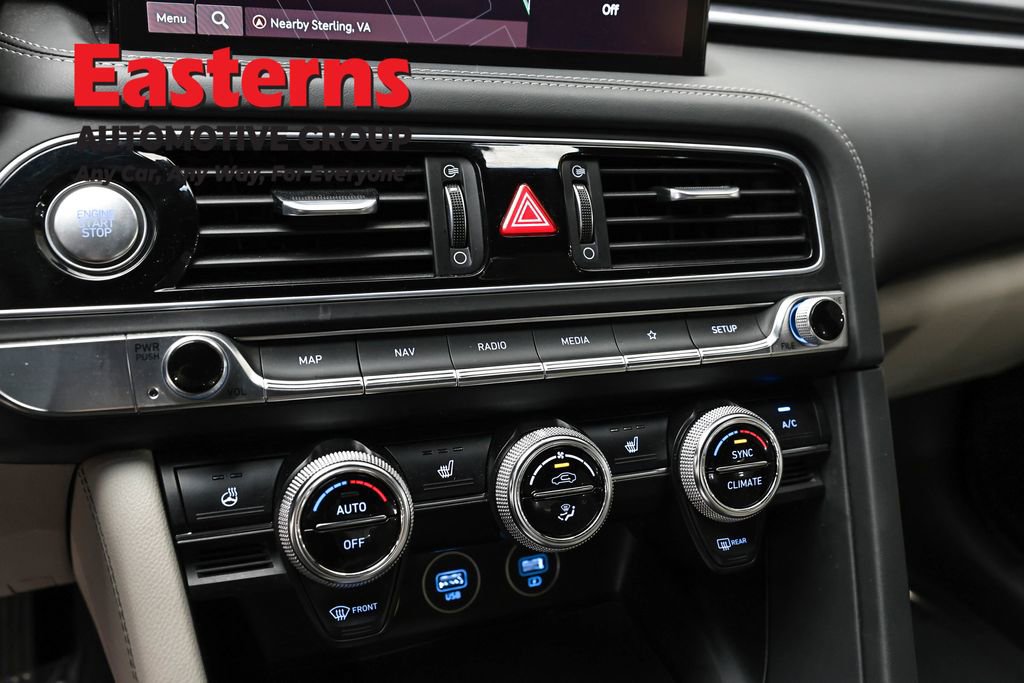 Used 2023 Genesis G70 2.0T AWD/4WD image 20