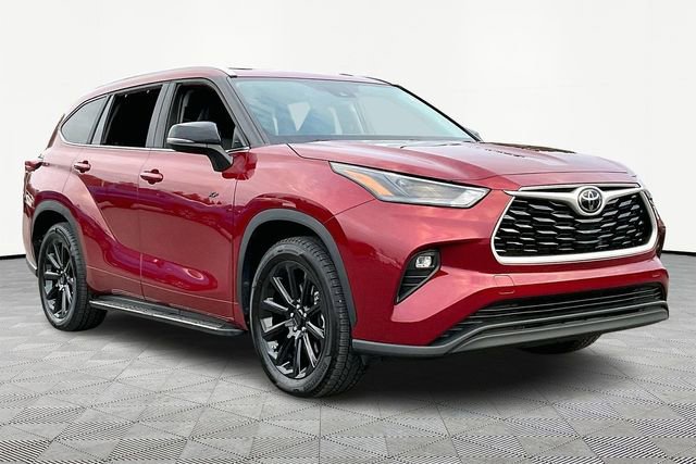 Used 2023 Toyota Highlander Limited