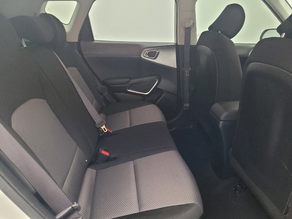 Used 2021 Kia Soul LX image 19