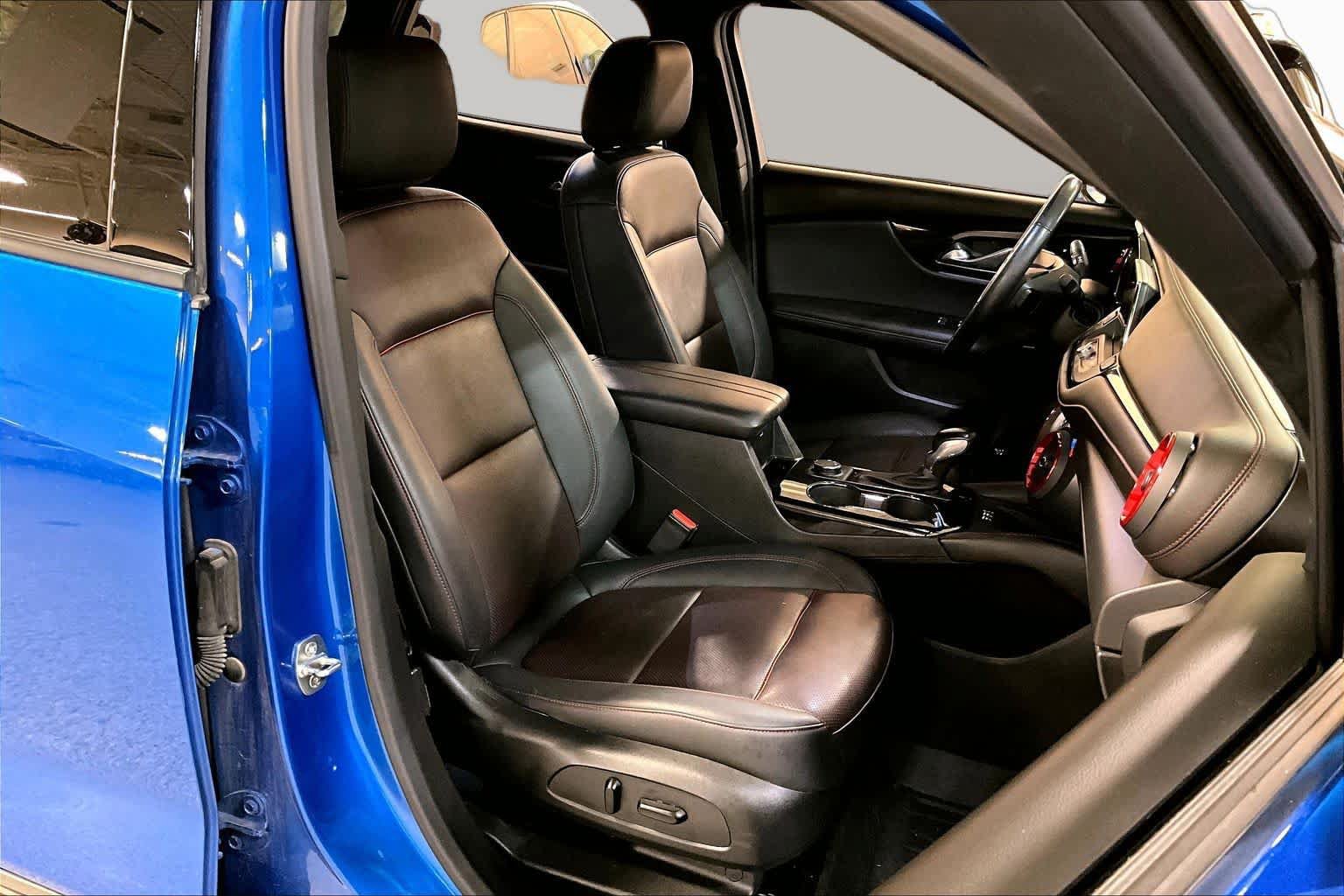 Used 2021 Chevrolet Blazer RS w/ Enhanced Convenience Package FWD image 9
