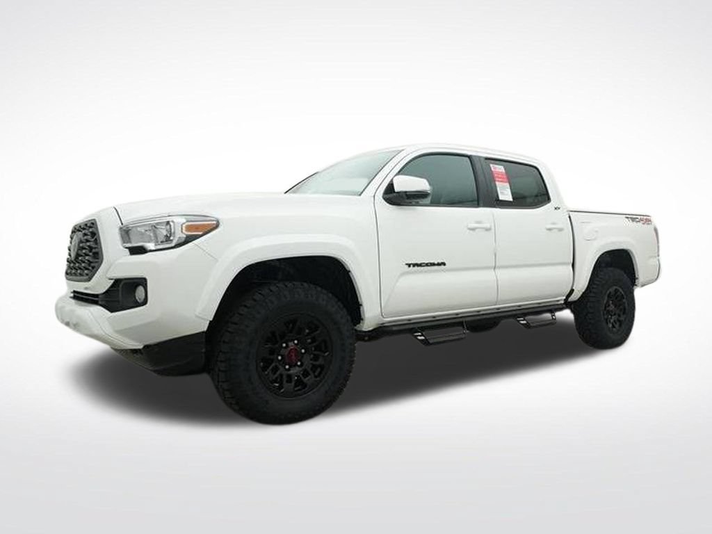 Used 2022 Toyota Tacoma TRD Sport w/ Technology Package AWD/4WD image 21