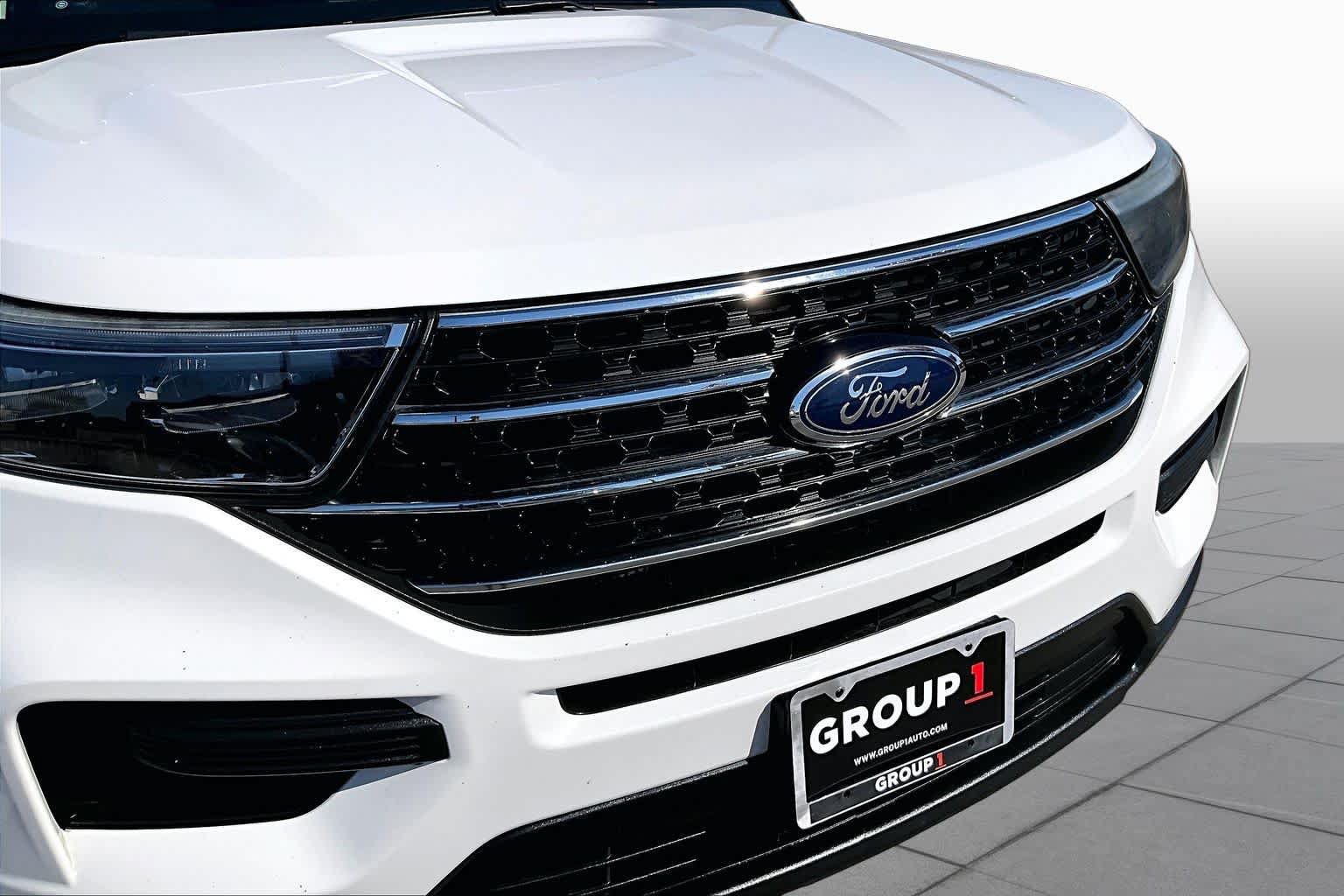 Used 2021 Ford Explorer XLT RWD image 28