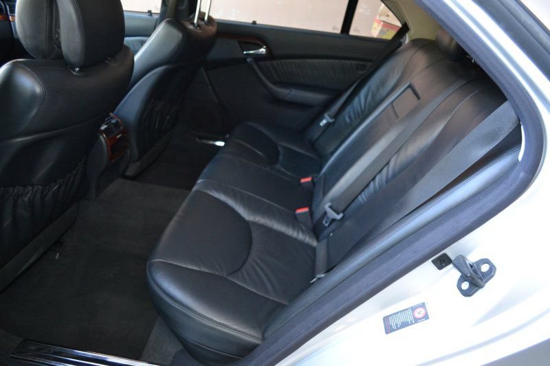 Used 2004 Mercedes-Benz S 500 4MATIC image 31