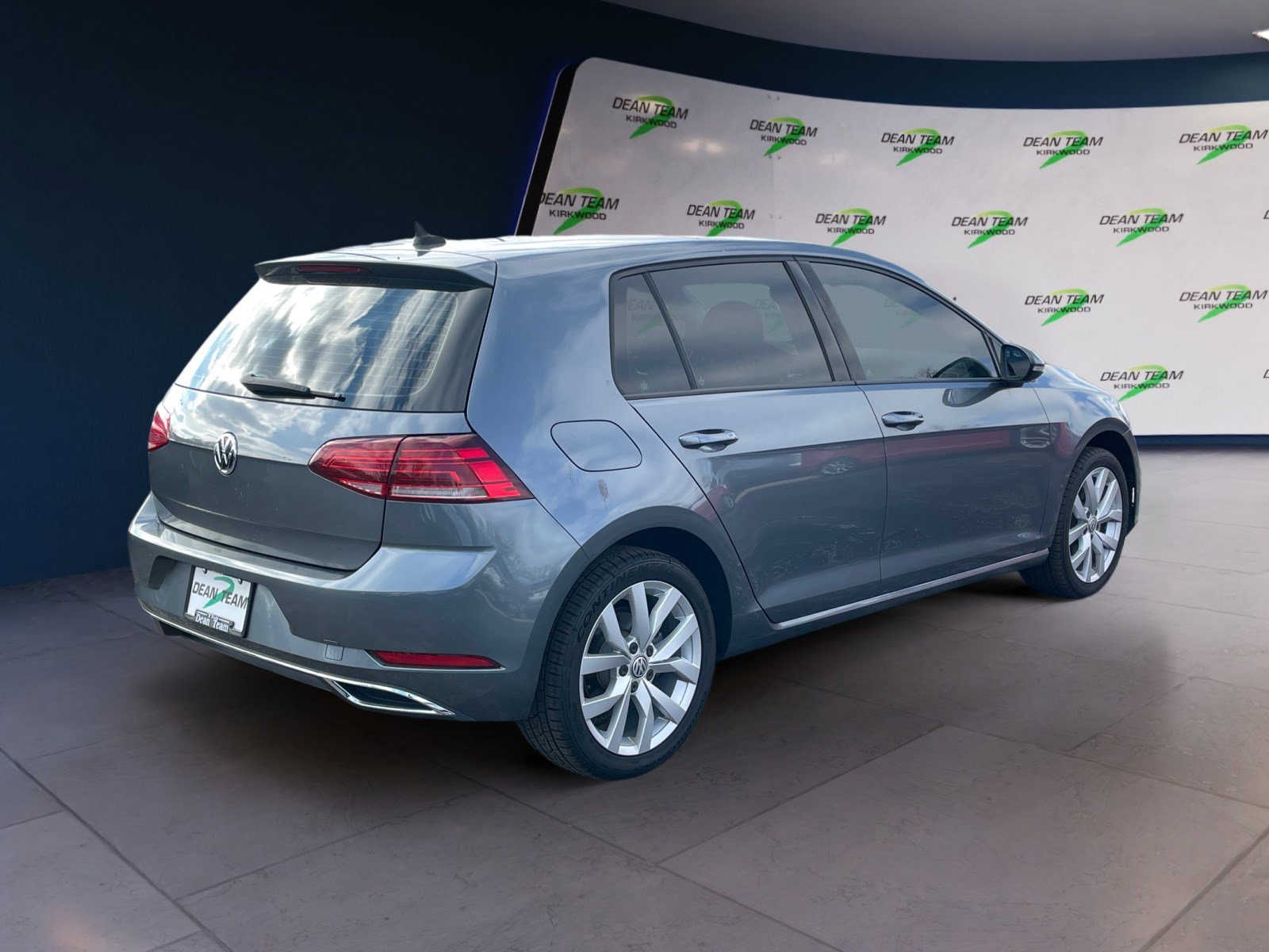 Used 2019 Volkswagen Golf SE w/ Driver Assistance Package image 6