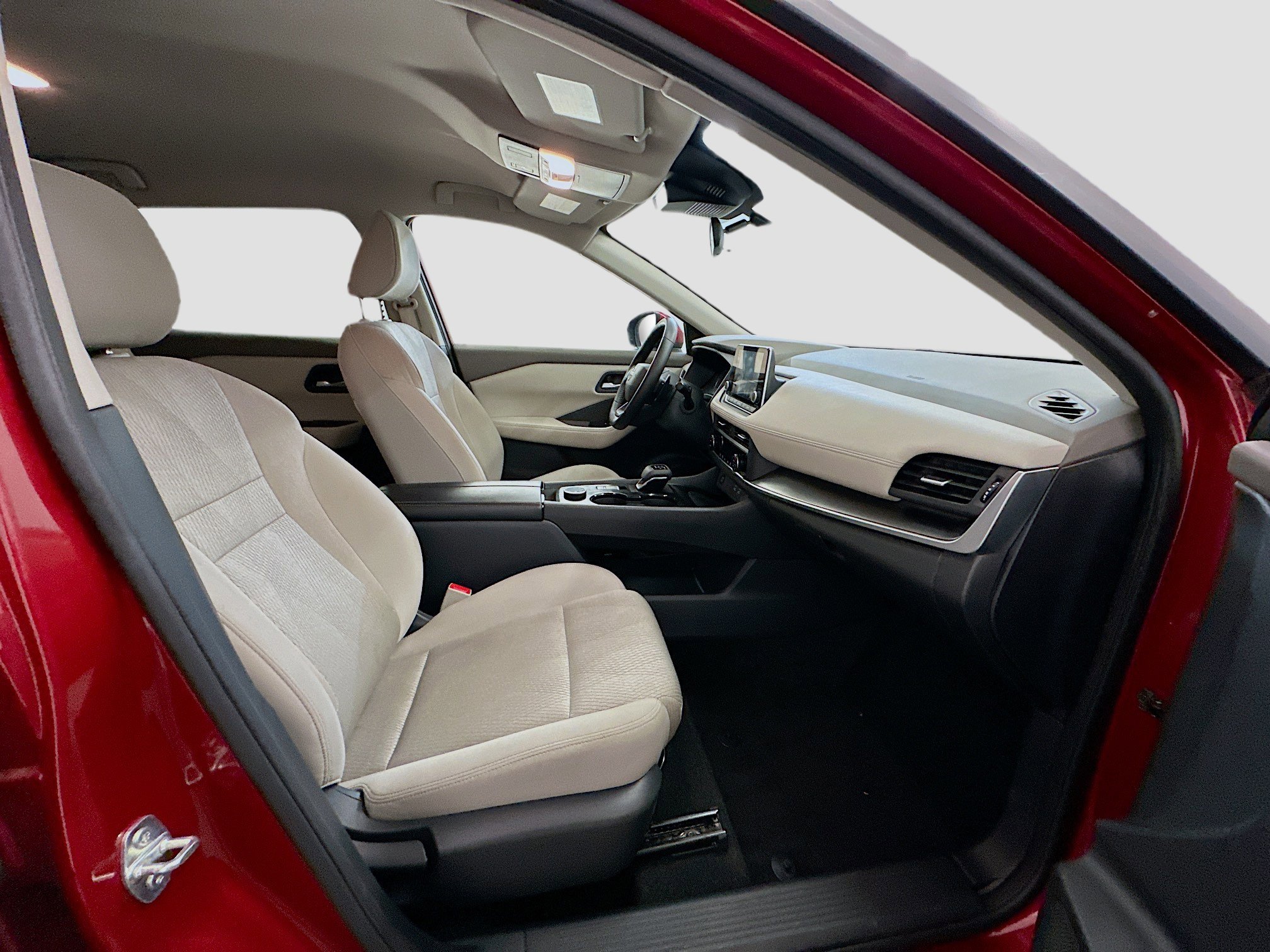 Used 2025 Nissan Rogue SV image 32