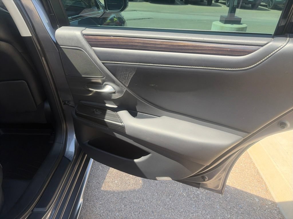 Used 2019 Lexus ES 300h w/ Premium Package FWD image 14