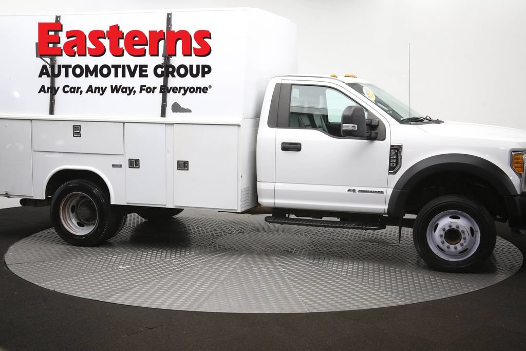 Used 2017 Ford F550 2WD Regular Cab Super Duty image 48