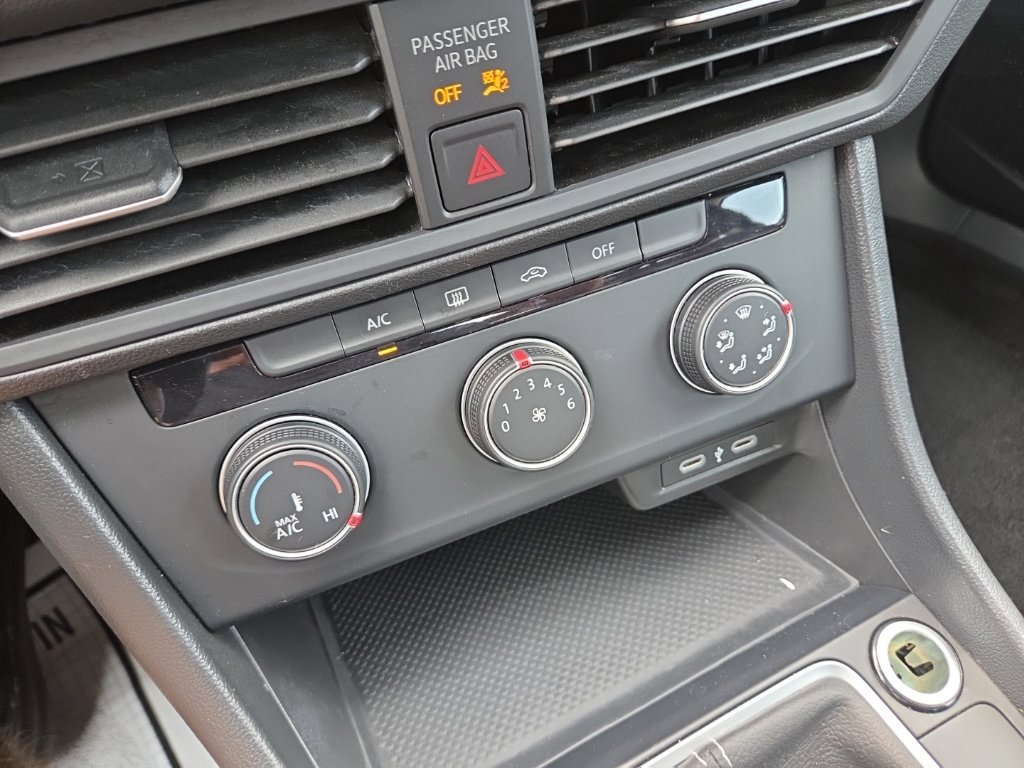 Used 2024 Volkswagen Jetta S FWD image 30