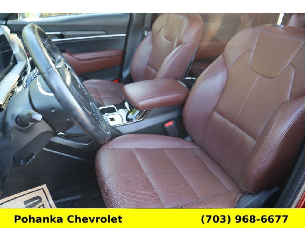 Used 2024 Kia Telluride EX w/ EX Captain's Chair Package image 28