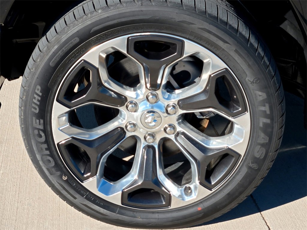 Used 2021 RAM 1500 Limited image 9