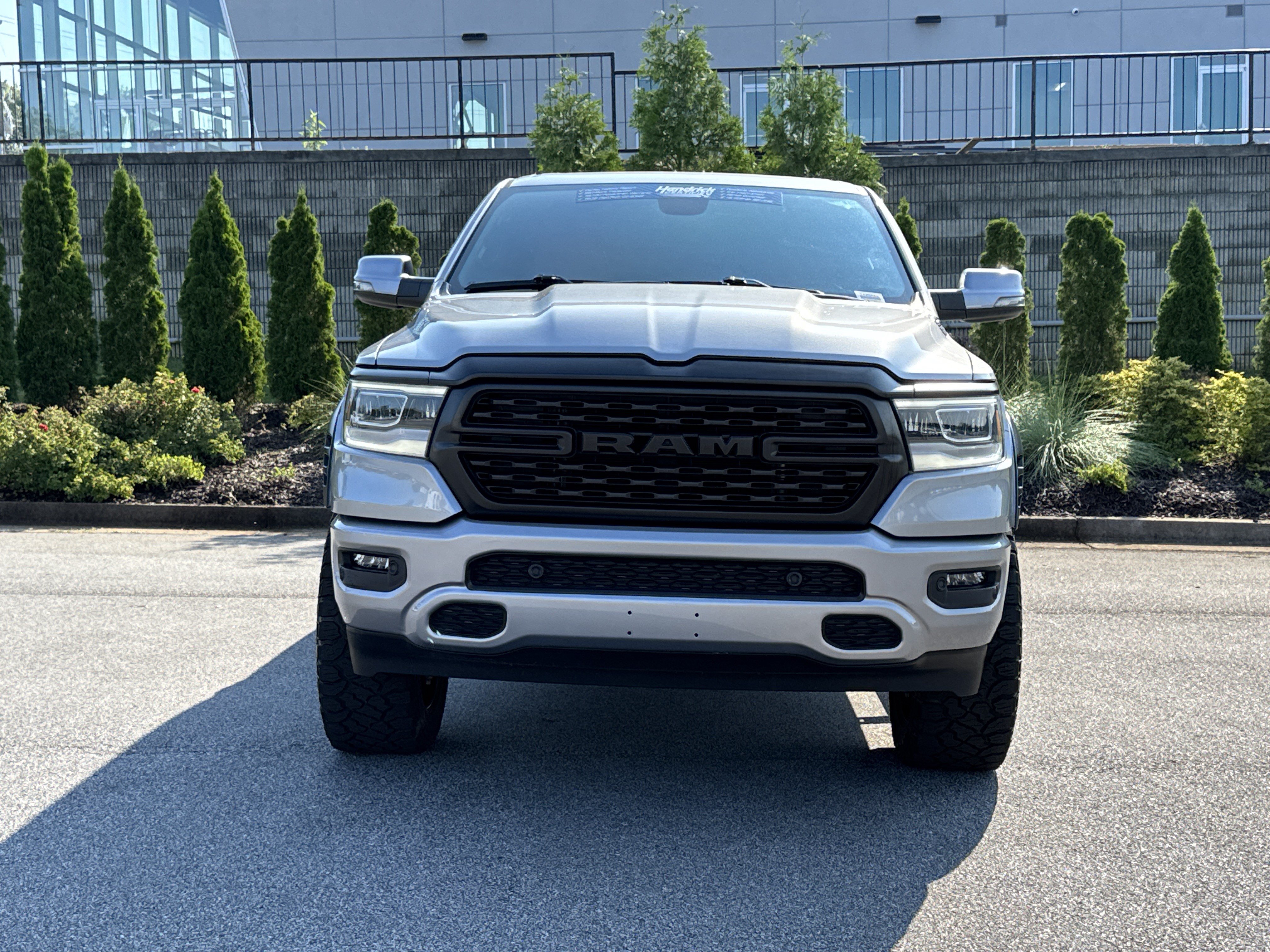 Used 2023 RAM 1500 Big Horn AWD/4WD image 3
