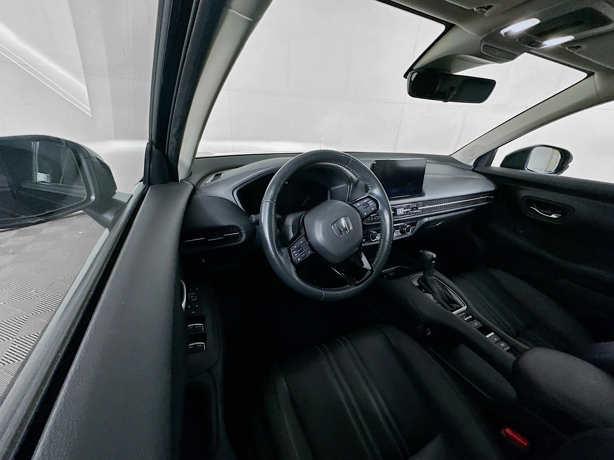 Used 2023 Honda HR-V EX-L image 16