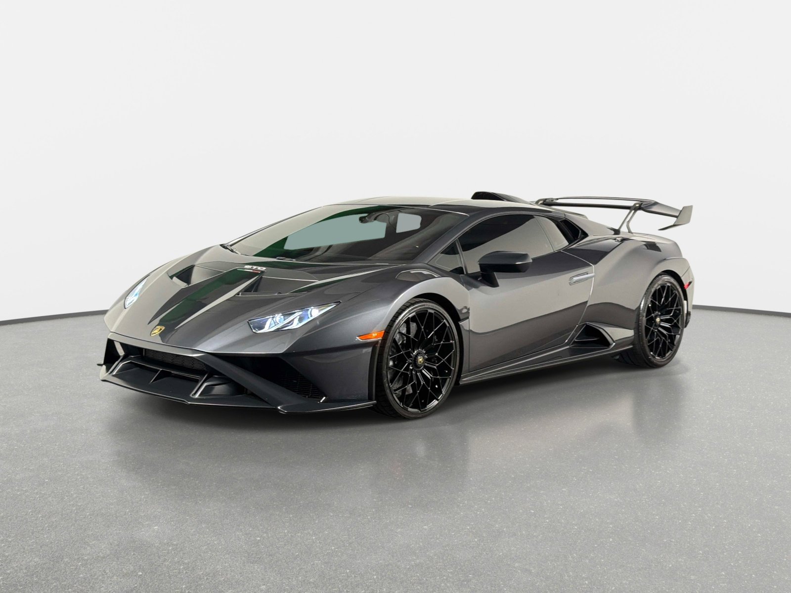 Used 2022 Lamborghini Huracan STO image 7