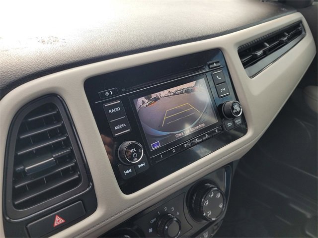 Used 2021 Honda HR-V LX image 12