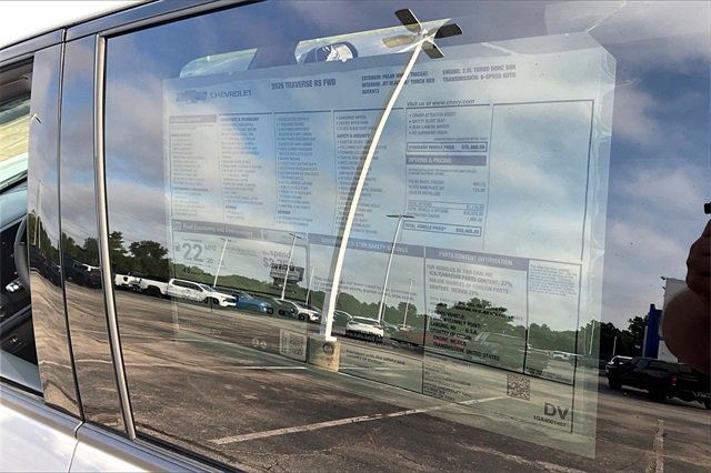 New 2026 Chevrolet Traverse RS image 14