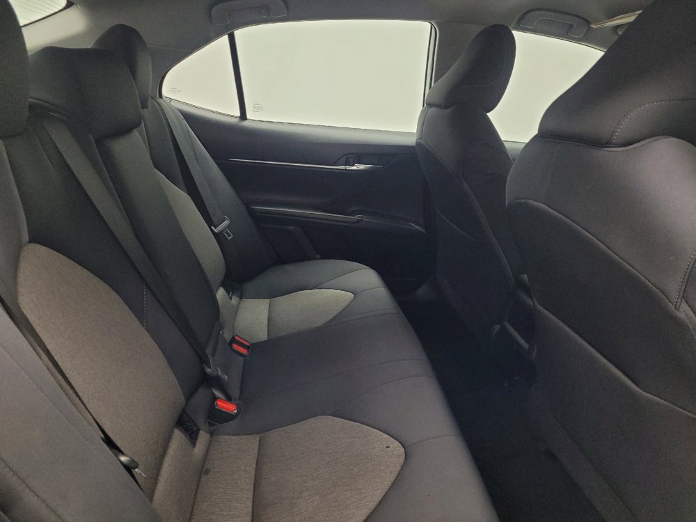Used 2022 Toyota Camry LE FWD image 19