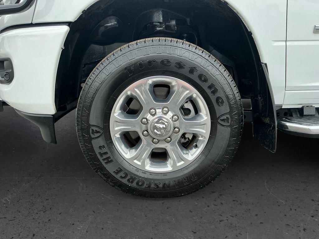 Used 2024 RAM 2500 Big Horn w/ Sport Appearance Package AWD/4WD image 13