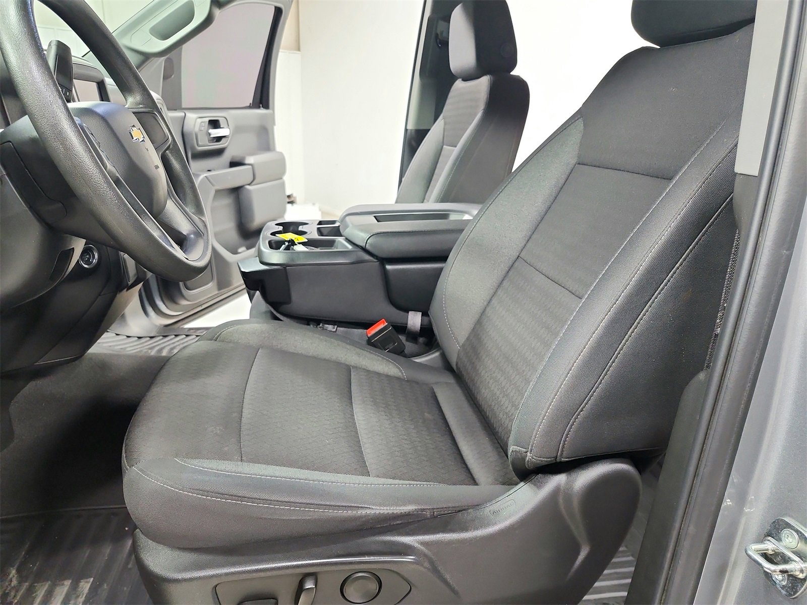 Used 2024 Chevrolet Silverado 1500 Custom image 19