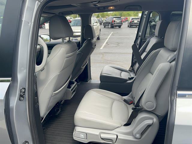 Used 2023 Honda Odyssey Touring image 15