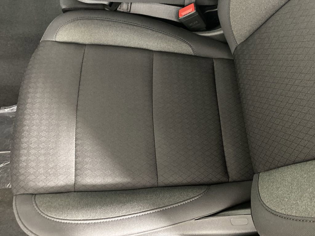 New 2026 GMC Sierra 1500 SLE image 21