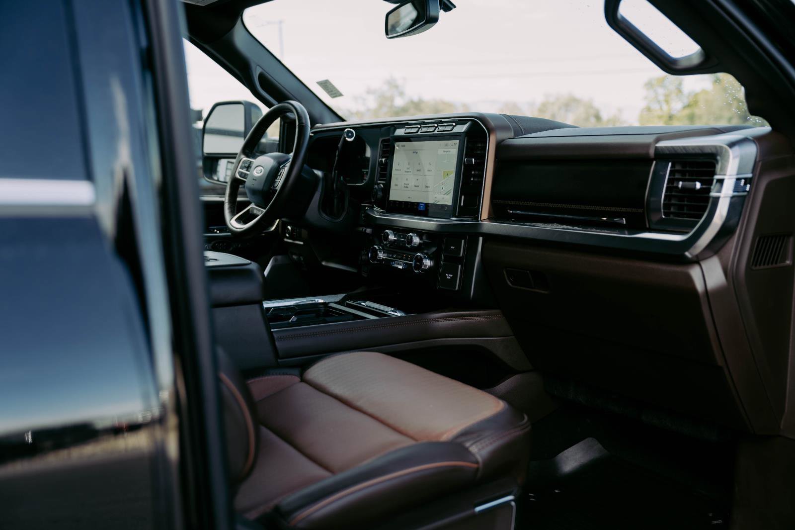 Used 2024 Ford F450 King Ranch w/ FX4 Off-Road Package image 18